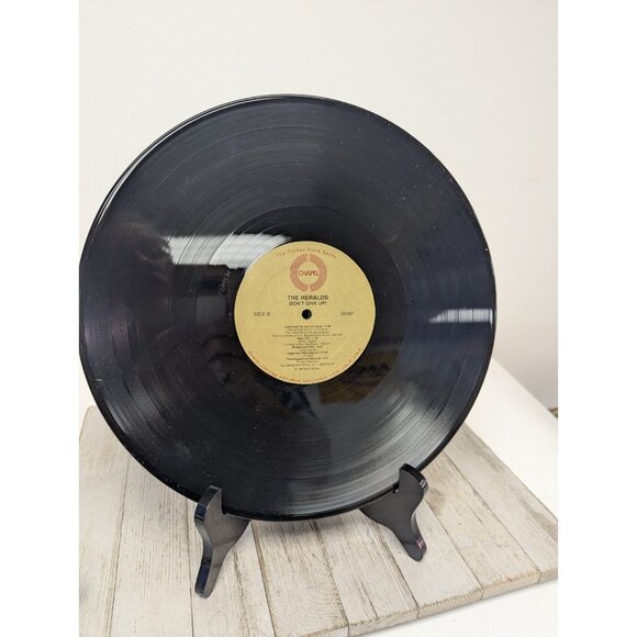 The Heralds Don't Give Up S5447 Chapel Records Vinyl - Picture 11 of 16